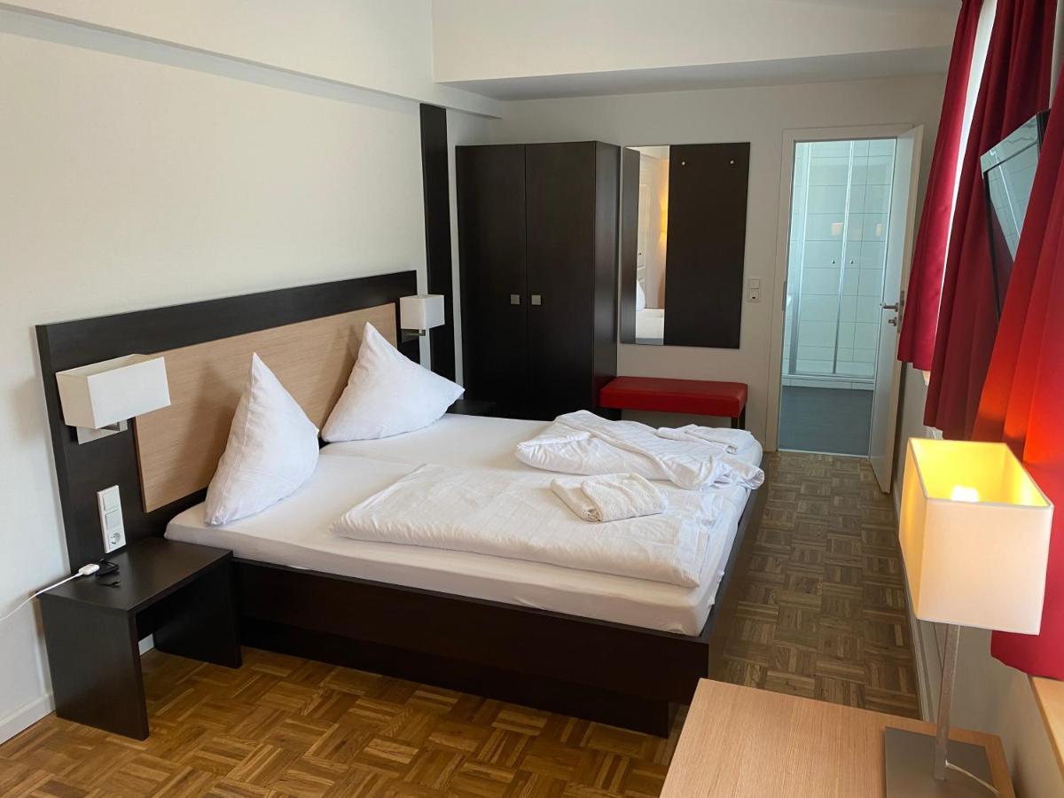 Hotel Altes Pfarrhaus à Ernst Extérieur photo
