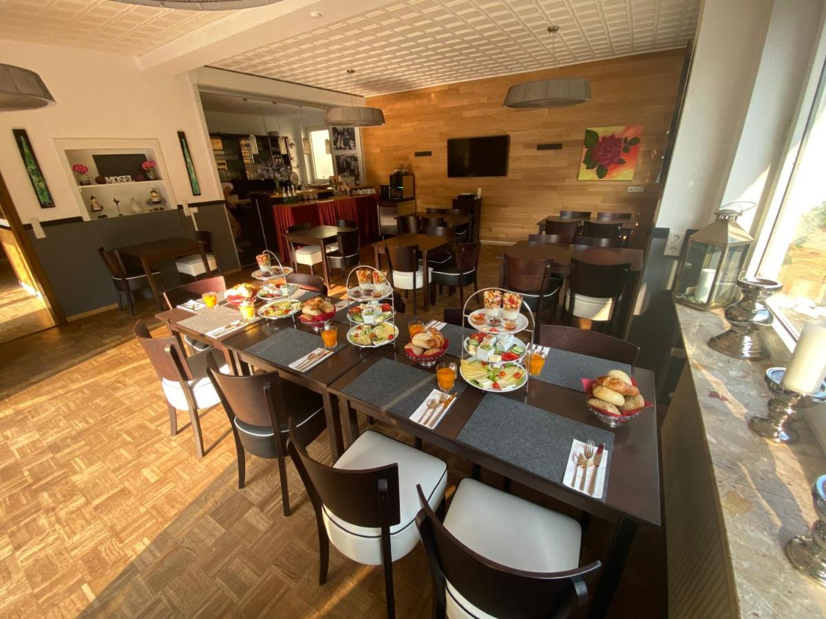 Hotel Altes Pfarrhaus à Ernst Extérieur photo
