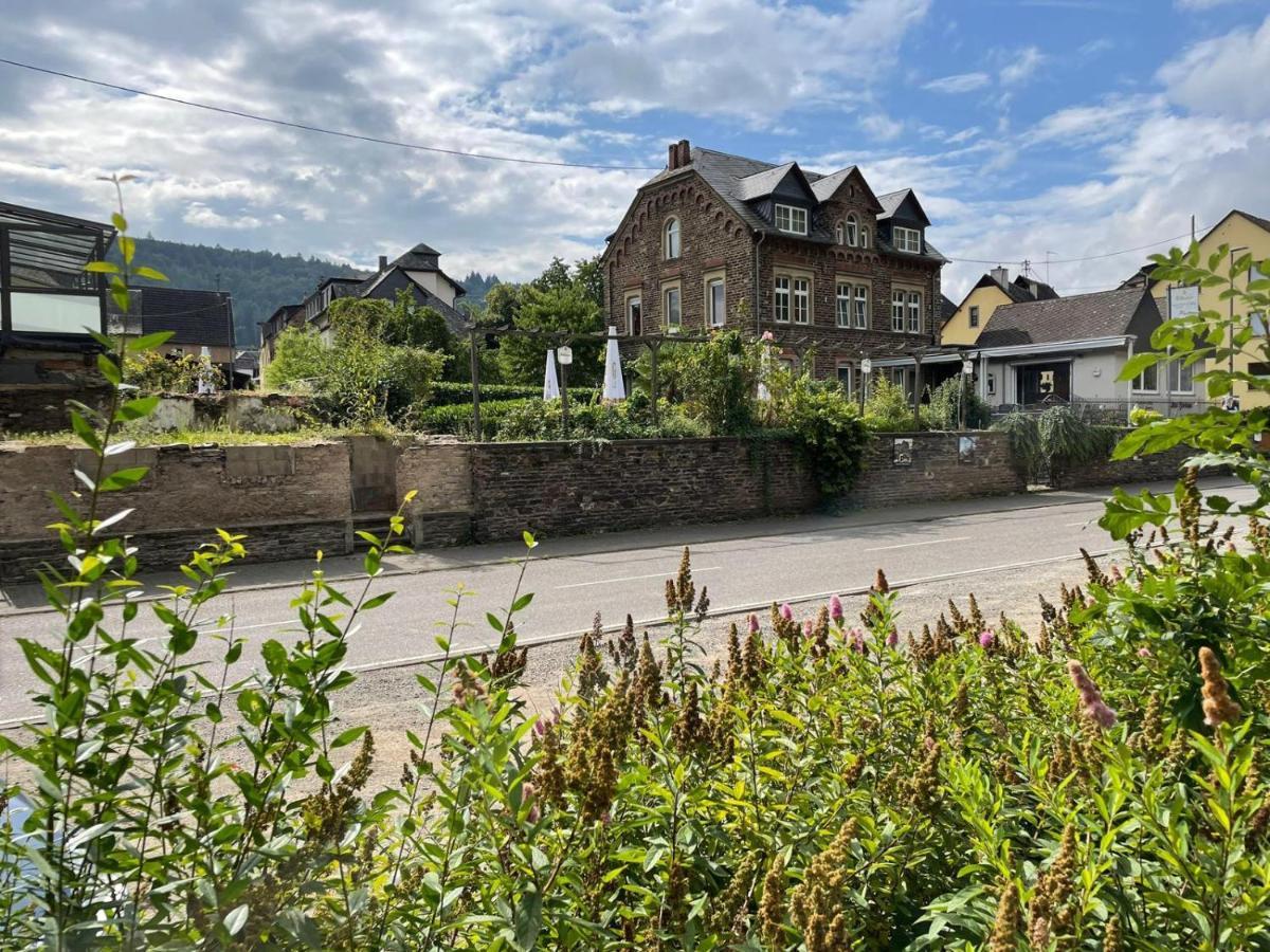 Hotel Altes Pfarrhaus à Ernst Extérieur photo