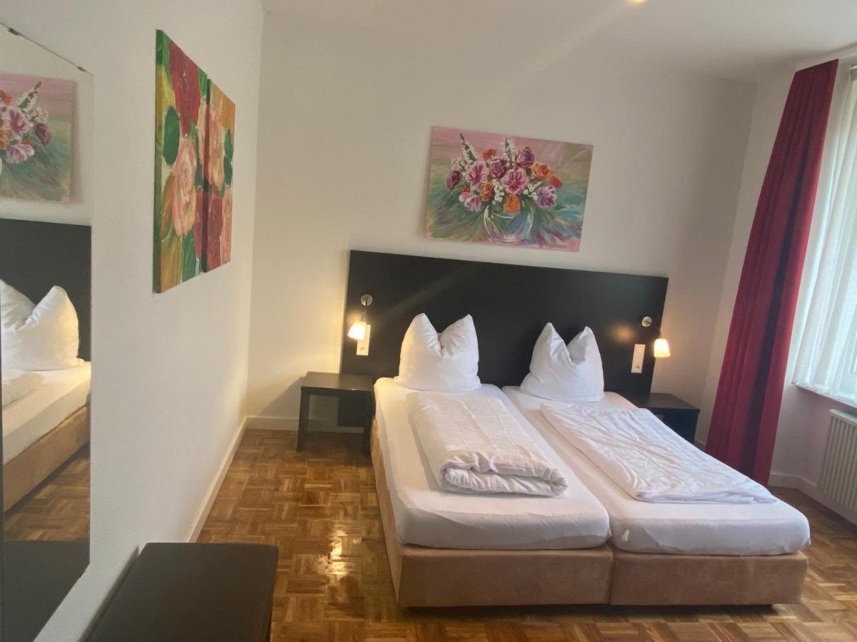 Hotel Altes Pfarrhaus à Ernst Extérieur photo